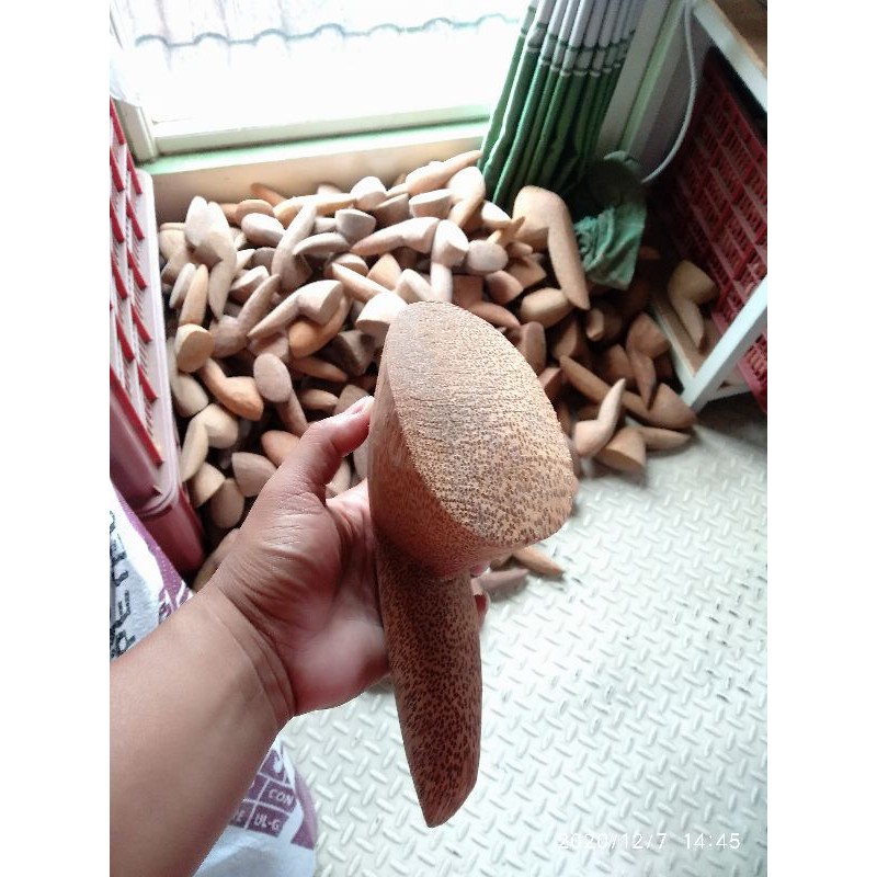 Ulekan Kayu Kelapa BESAR / Ulegan Kayu Kelapa BESAR / Ulek Uleg