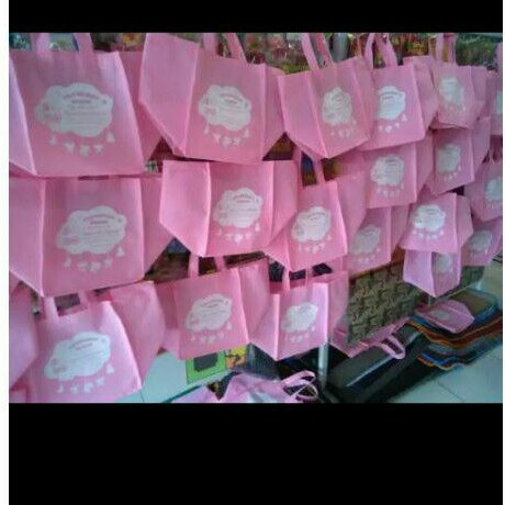 

(minim 60pcs)Tas tenteng kain spunbond custom uk32x17x20