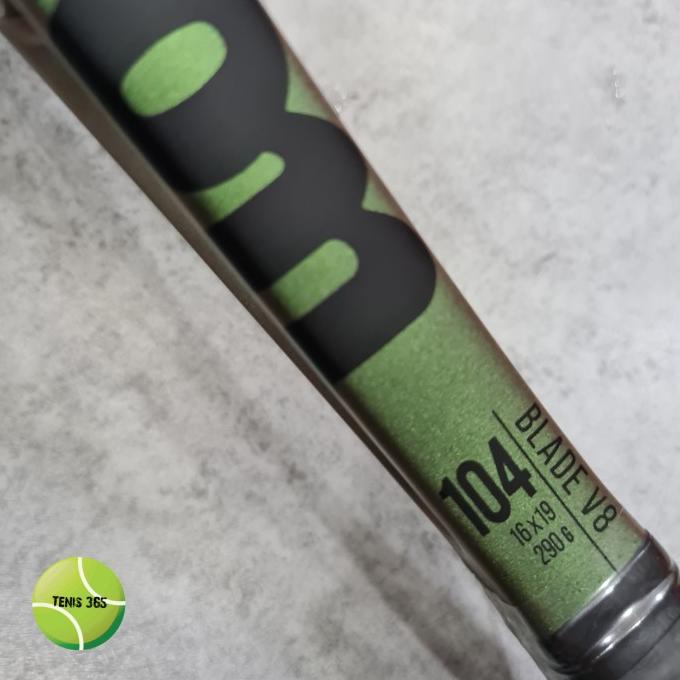 Raket Tenis Wilson Blade 104 V8 - Free String + Grip + Dampener