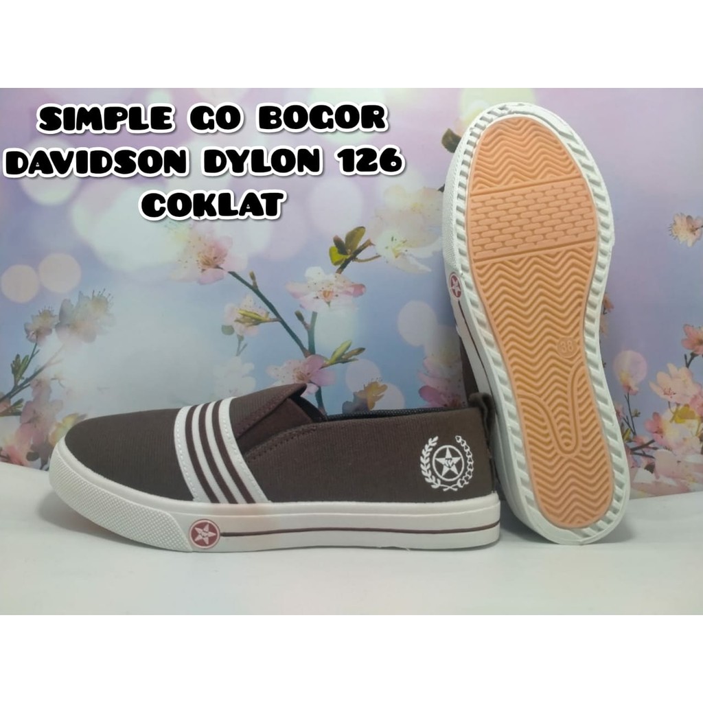 SEPATU PRIA SLIP ON DYLON UK.38-42