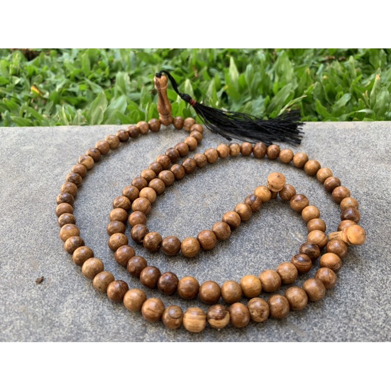 tasbih kayu gaharu asli tasbih gaharu wangi tasbih gaharu asli kalimantan tasbih gaharu buaya tasbih