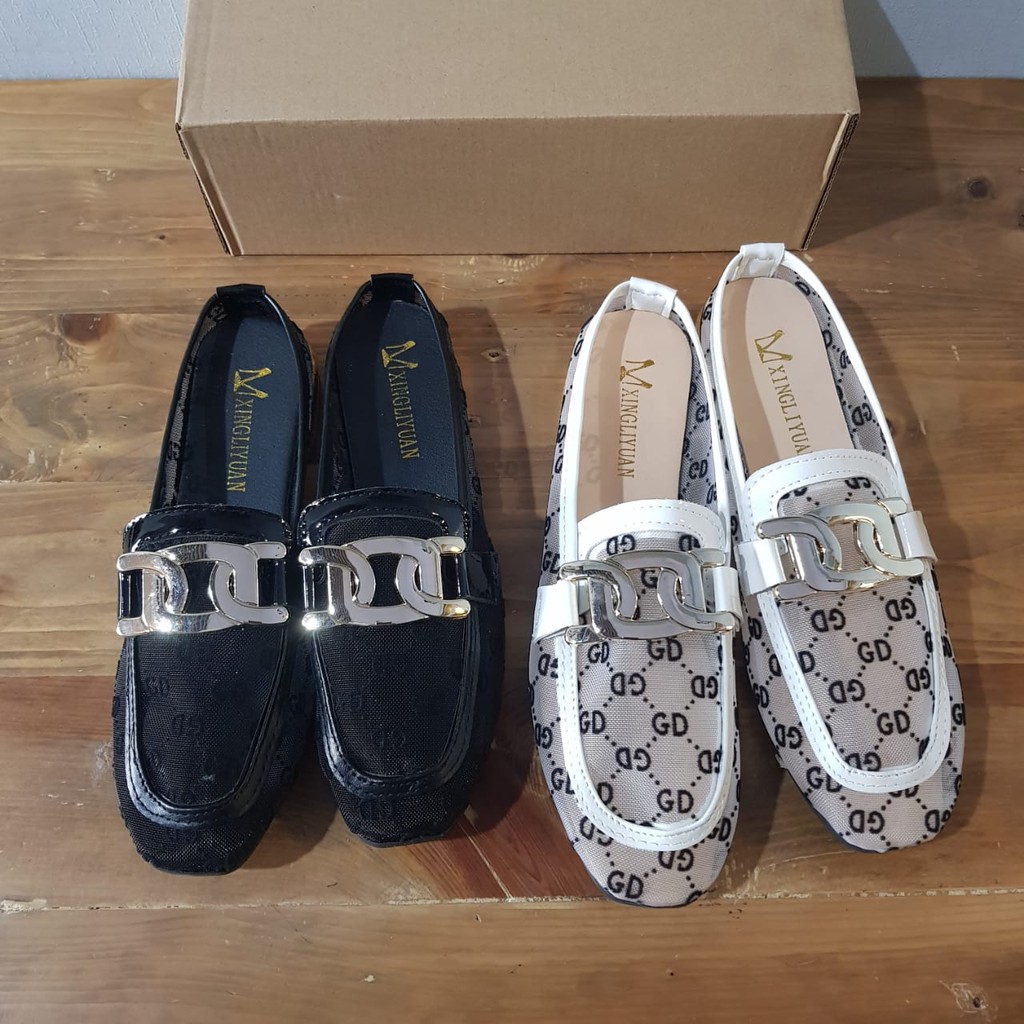 Sepatu Slip On 001750 Chain GD Slip On Shoes