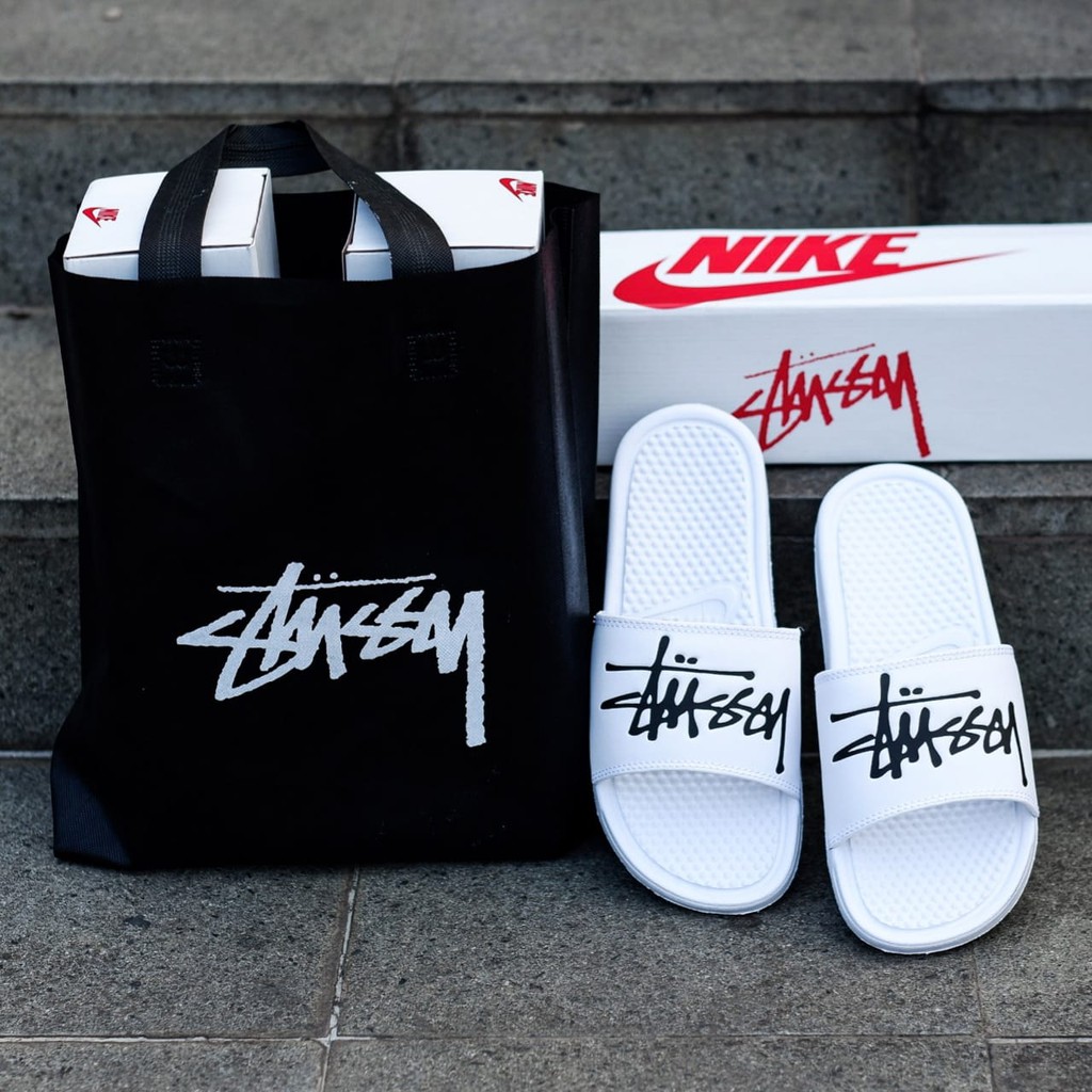 nike benassi white