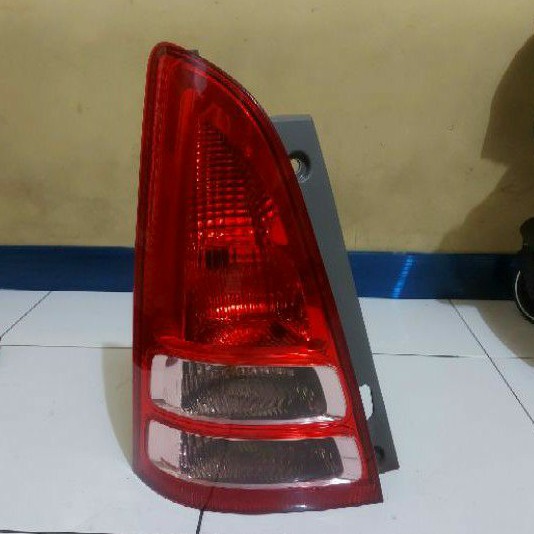 Stoplamp Lampu Belakang Innova 2005 Original