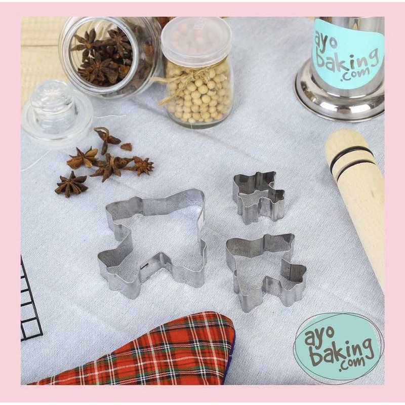

SURYA Airplane Cutter set of 3 pcs / Cetakan Kue Kering Motif Pesawat