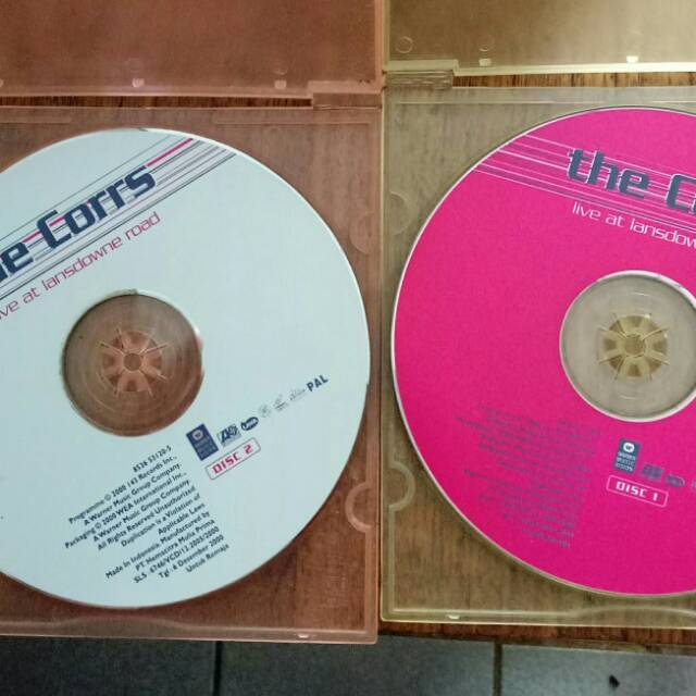 VCD ori bekas. The corrs Live  in Lansdowne Road
