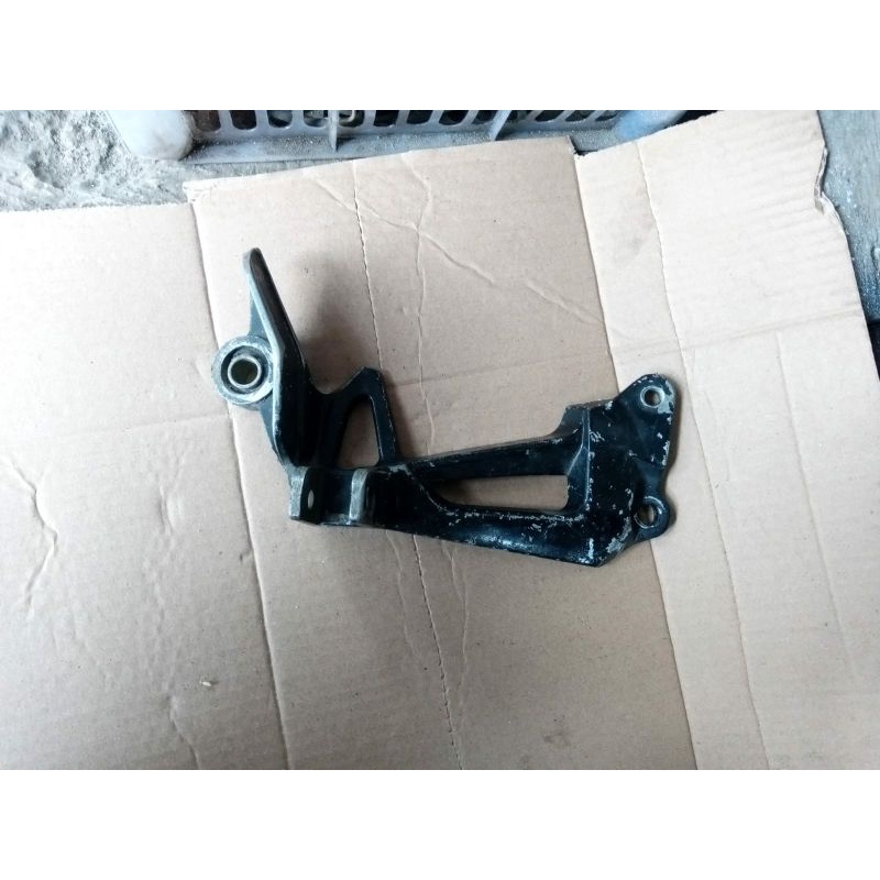 footstep postep belakang yamaha vega r new original sisi kanan