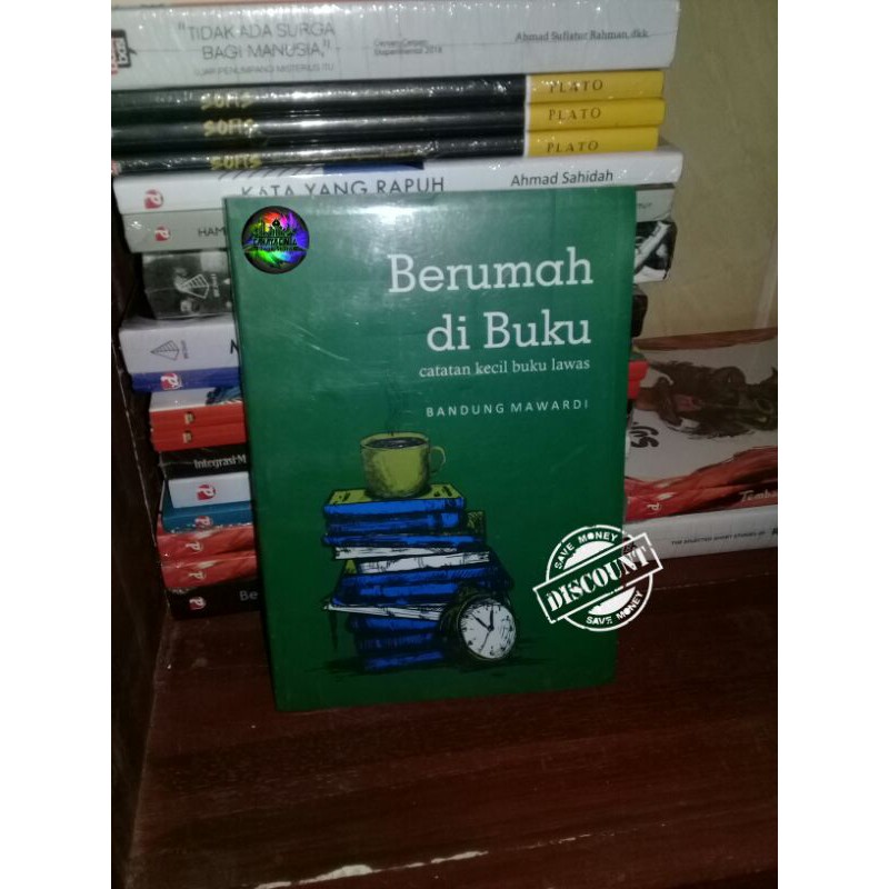

Berumah Di Buku - Bandung Mawardi