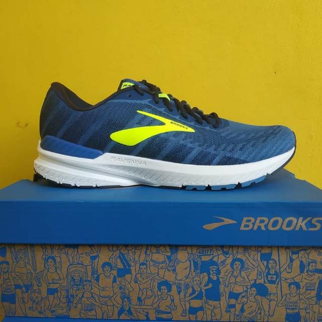 SEPATU PRIA BROOKS ORIGINAL RAVENNA 10 running men (110298 1D 479)