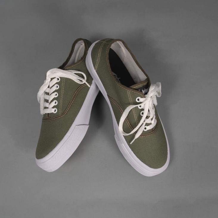 Tidak Diragukan.. JOHNSON ASTRO LOW CUT FULL BLACK ORIGINAL100% - Jhonson - jonson / Sepatu Sekolah 