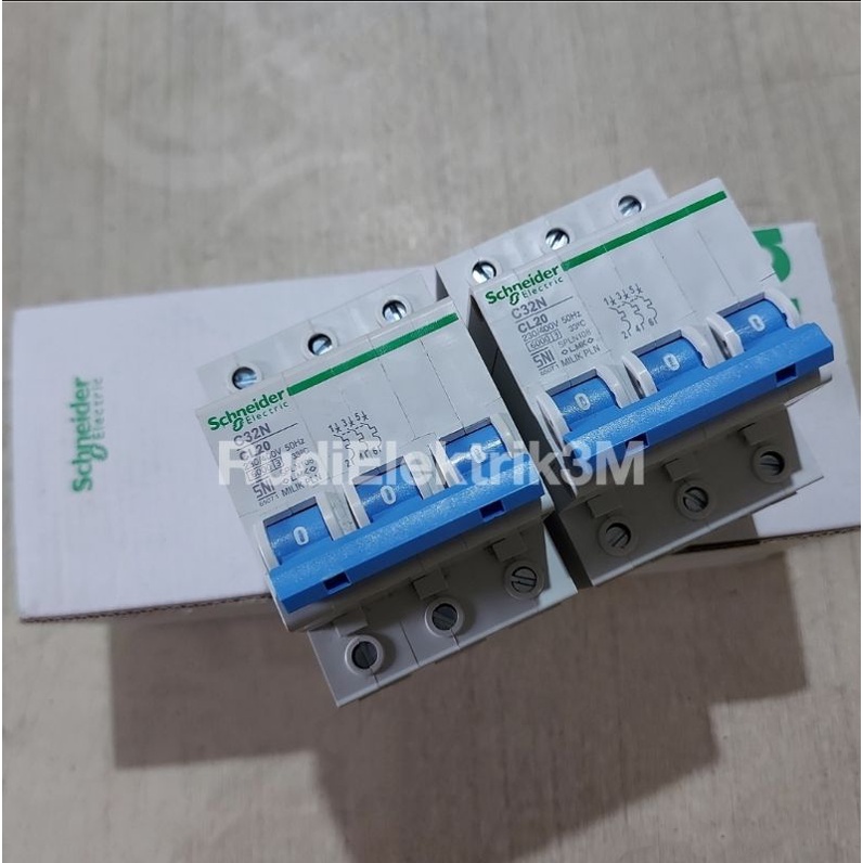 MCB 20A SCHNEIDER 3PHASE BIRU ORIGINAL PLN