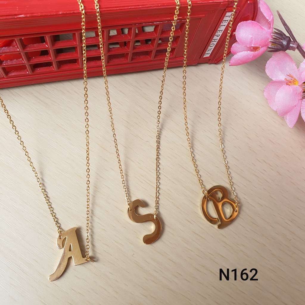 Kalung Huruf Titanium Anti Karat Gold N162