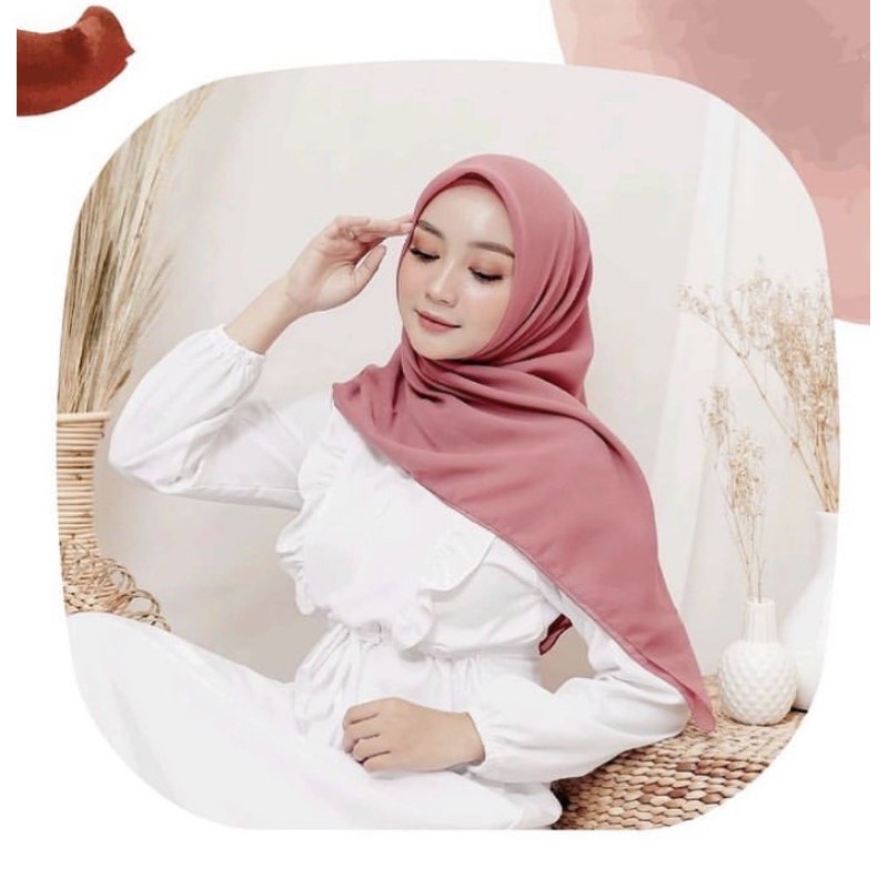 JILBAB SEGIEMPAT BELLA SQUARE