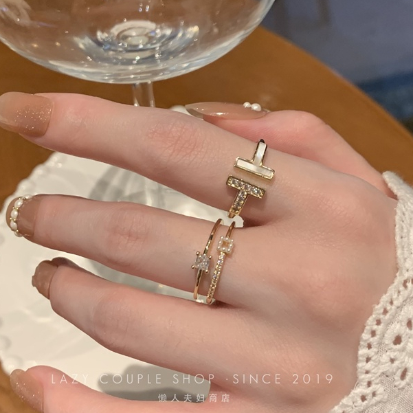 Cincin Zirkon Mutiara Temperamen Sederhana Prancis Korea drip glaze double T ring