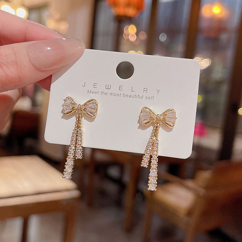 Hot Jual925 Perak Jarum Mewah Halus Zirkon Busur Anting Wanita Berlian Anting