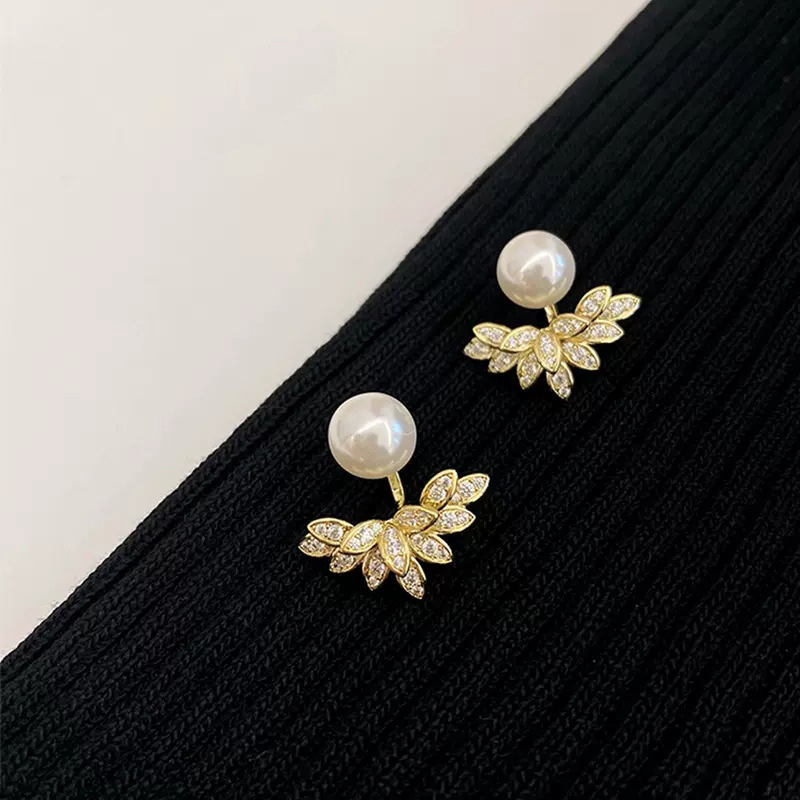 [Antop Termurah!! Anting Perak Murni Desain Rasa High-end Tren Sayap Zirkon Anting Anting Mutiara