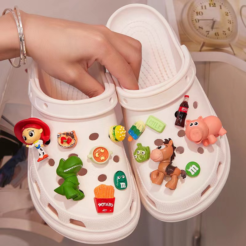 One set Charm Lucu jibbitz crocs charms