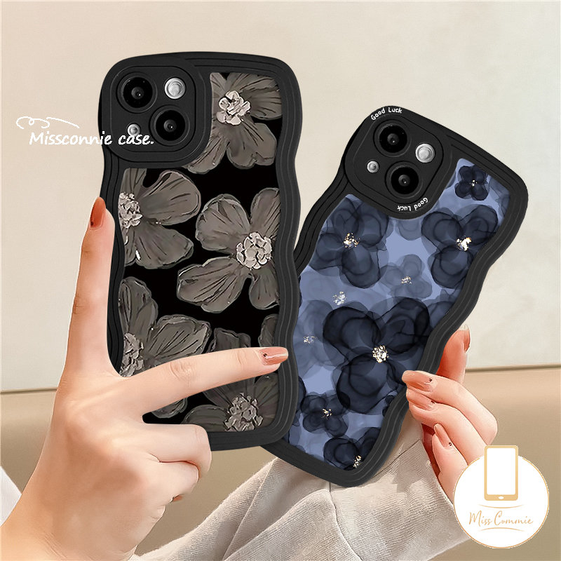 IPHONE Casing Bunga Tepi Bergelombang Kompatibel Untuk Iphone7 14 8 6 6s Plus 11 14 12 13 Pro Max X 7Plus XR XS Max SE 2020 Lukisan Minyak Keberuntungan Tulip Bunga Biru Soft Tpu Phone Cover