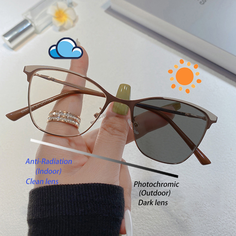 Kacamata Cat Eye Photochromic Anti Radiasi Frame Stainless Steel Untuk Wanita