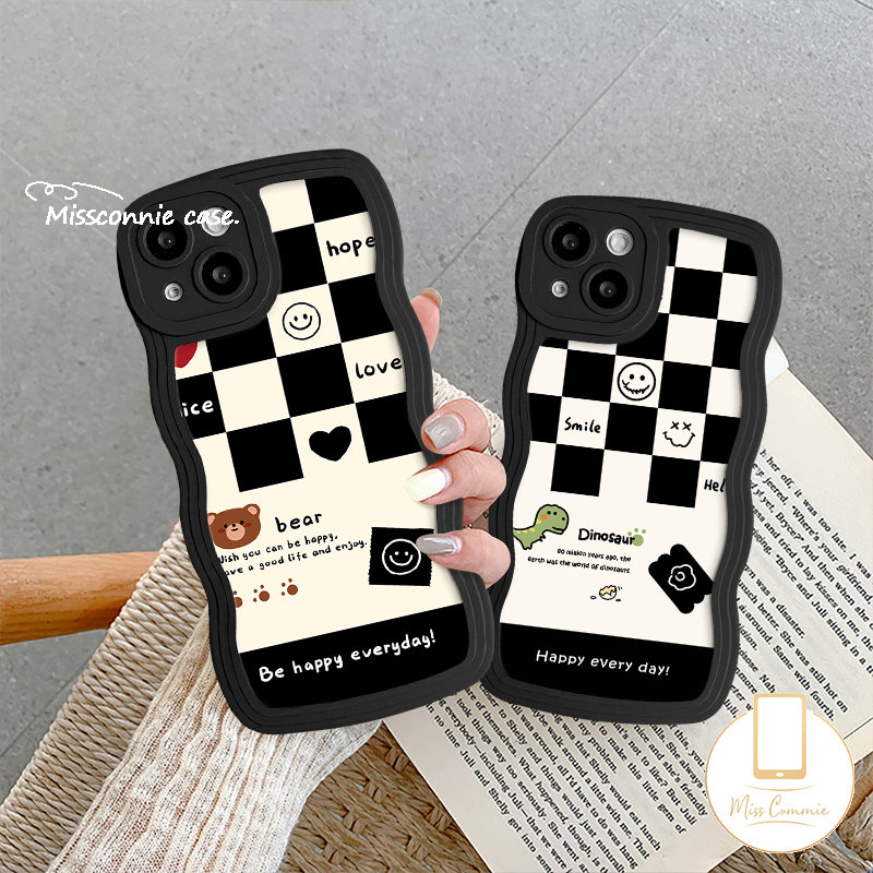 Casing Papan Catur Untuk Samsung A14 A13 A04 A04s A50 A12 A23 A04E A33 A03s A31 A32 A50s A21s A53 A52 A11 A30s A22 A52s A51 A02s A20 M32 Lembut Kartun Senyum Dinosaurus Kotak-Kotak Bergelombang Edge Case