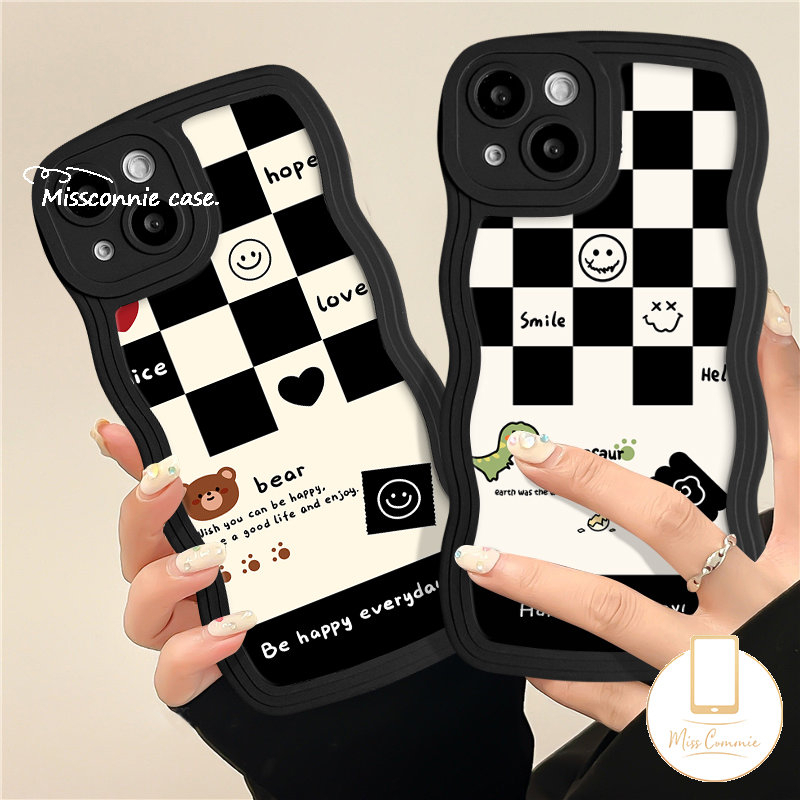 Casing Papan Catur Untuk Samsung A14 A13 A04 A04s A50 A12 A23 A04E A33 A03s A31 A32 A50s A21s A53 A52 A11 A30s A22 A52s A51 A02s A20 M32 Lembut Kartun Senyum Dinosaurus Kotak-Kotak Bergelombang Edge Case