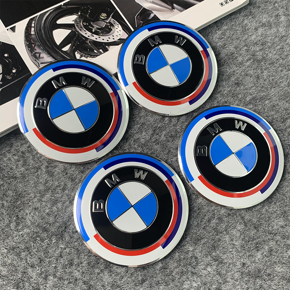 4pcs/set 56mm BMW M 50th Anniversary Logo Ban Mobil Roda Pusat 3D Aluminium Stiker Hub Cap Emblem Badge Decals Mobil Styling Aksesori