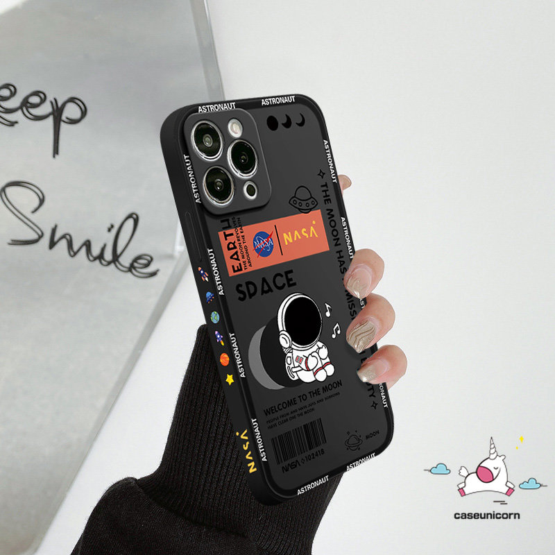 Untuk Samsung A54 A04 A14 A34 A13 A10s A50 A53 A11 A12 A50s A33 A23 A52s A03s A04E A03 A51 A52 A72 A22 A32 A31 A21s A30s A20s A71 Sisi Pola NASA Tepi Lurus Astronot Soft Cover