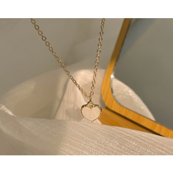 【Bayar di tempat】Kalung Wanita Cinta Gold Liontin Love Full Diamond Kalung Pesta Mewah Kalung Hati Heart Chain Necklace