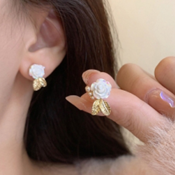 Korea Korea Korea Bunga Mutiara Temperamen Niche Kecil Sederhana Anting Desain High-End