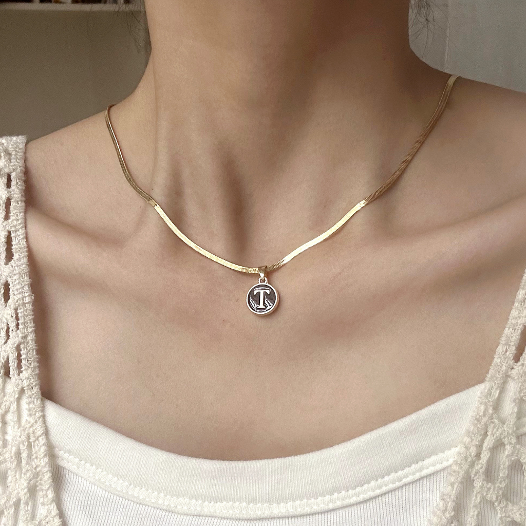 Fashion 26huruf Rantai Ular Kalung Rantai Ular Huruf Liontin Adjustable Kalung Untuk Aksesoris Perhiasan Pria Dan Wanita