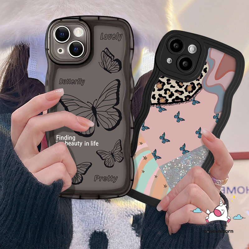 Samsung A04s A12 A04 A23 A14 A32 A04E A50 A13 A50s A30s A03 A33 A21s A53 A30 A20s A31 A02s A52 A20 A51 A03s A11 A30 A52s A22 Fashion Wavy Edge Cute Retro Butterfly Soft TPU Case
