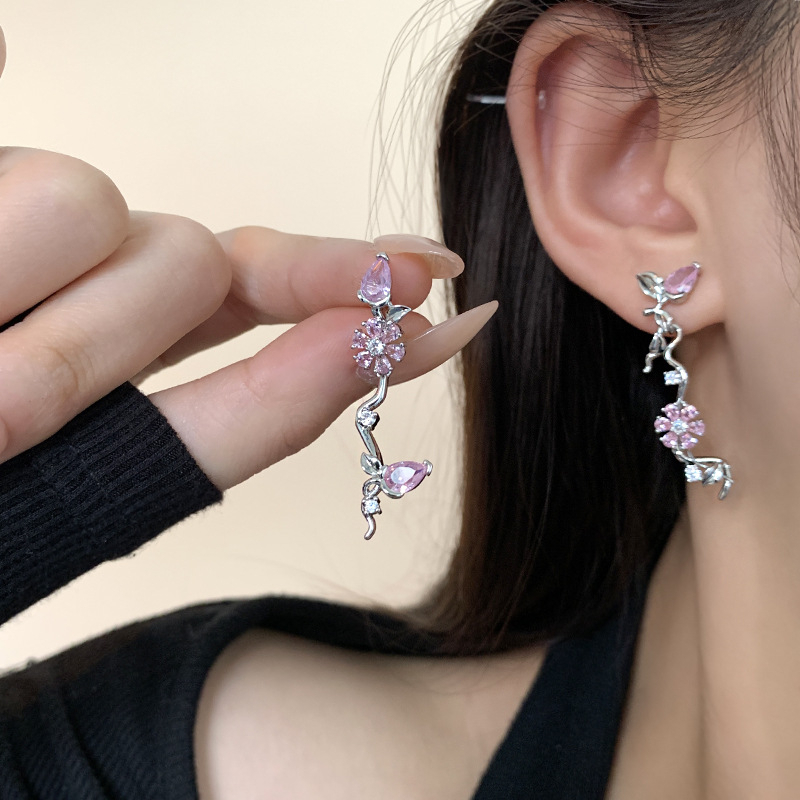 Gaya Baru925 Perak Jarum Rumbai Panjang Zirkon Anting Wanita Stud Ear Jewelry