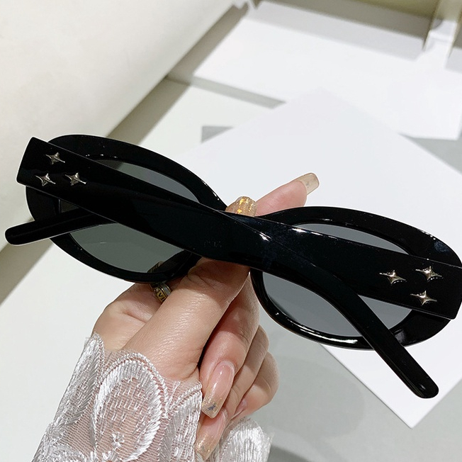 Kacamata Hitam Hip-hop Persegi Panjang Aesthetics Musim Panas Oval Kecil Retro Shades Eyewear Untuk Wanita