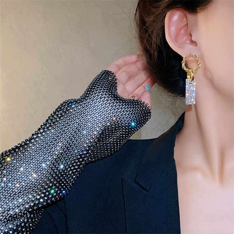 Eropa Amerika Hoop Geometris Anting-Anting Persegi s925 Perak Jarum Gaya Baru Berlian Super Flash Earrings Earrings Earrings