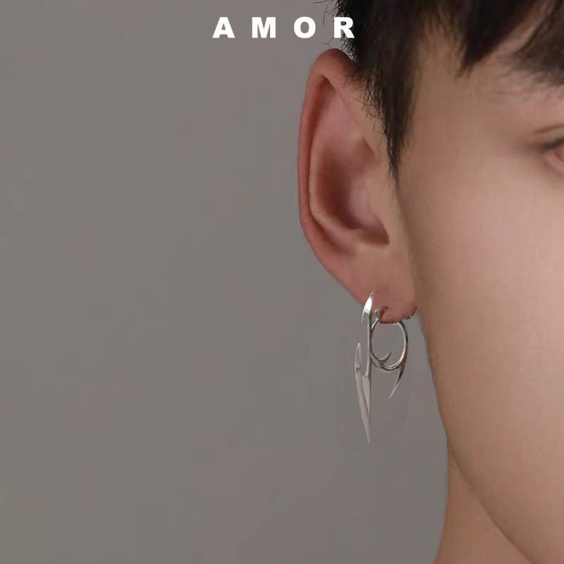 Anting Punk unisex Nafsu Murni Anak Panah Angin Anjing Gothic Kepribadian