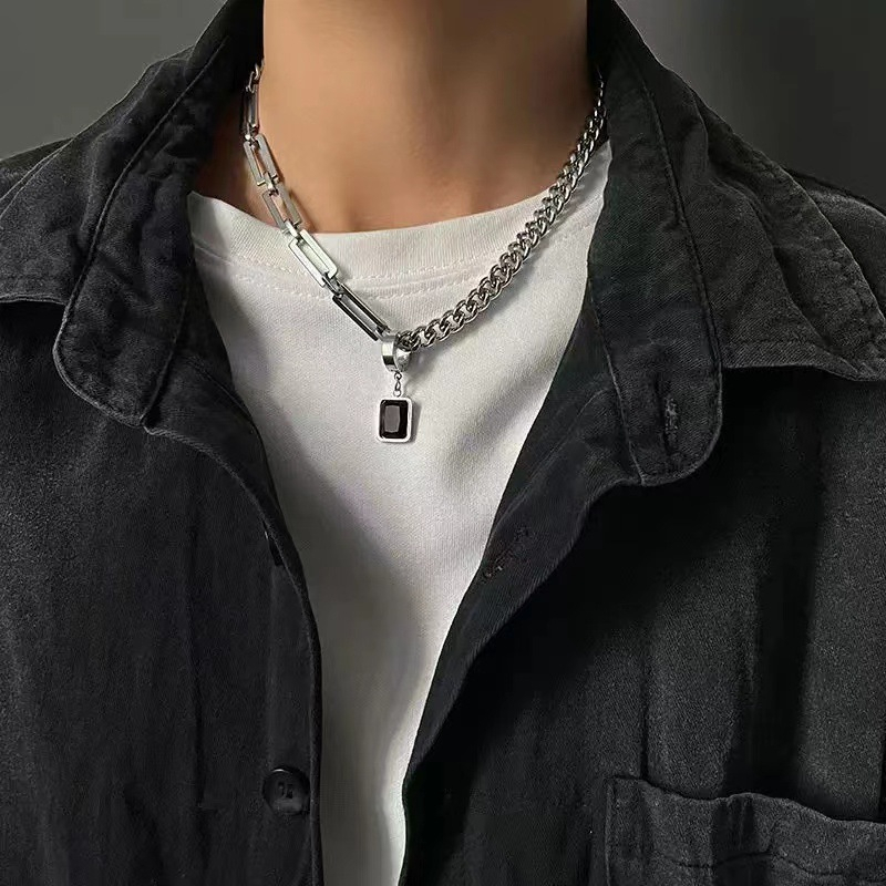 Kalung Pasangan Bahan Titanium Steel Gaya Hip Hop Untuk Unisex