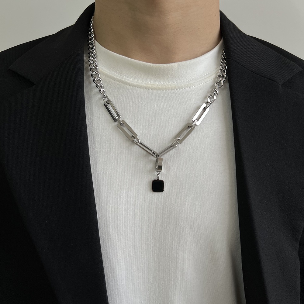 Kalung Pasangan Bahan Titanium Steel Gaya Hip Hop Untuk Unisex