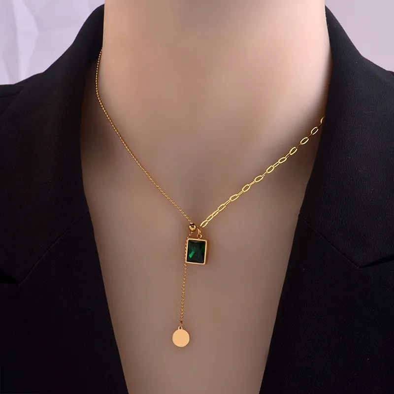 Fashion Kalung Geometris Persegi Emerald Melingkar Rumbai Liontin Kerah Rantai Kalung Hadiah Ulang Tahun Wanita