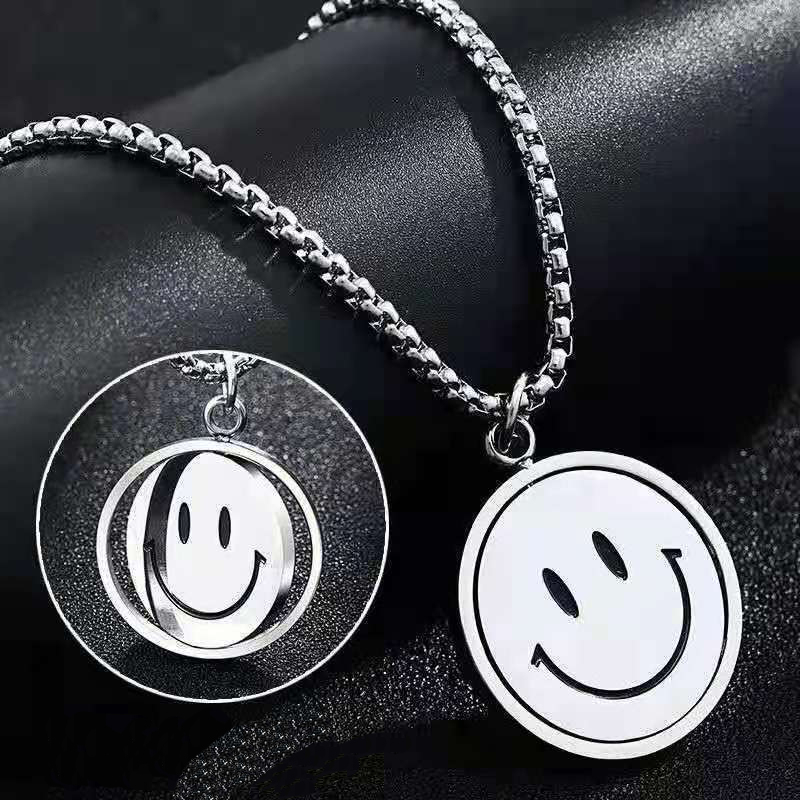 Kalung Rantai Sweater Hias Emoticon Smiley Face Gaya Hip Hop