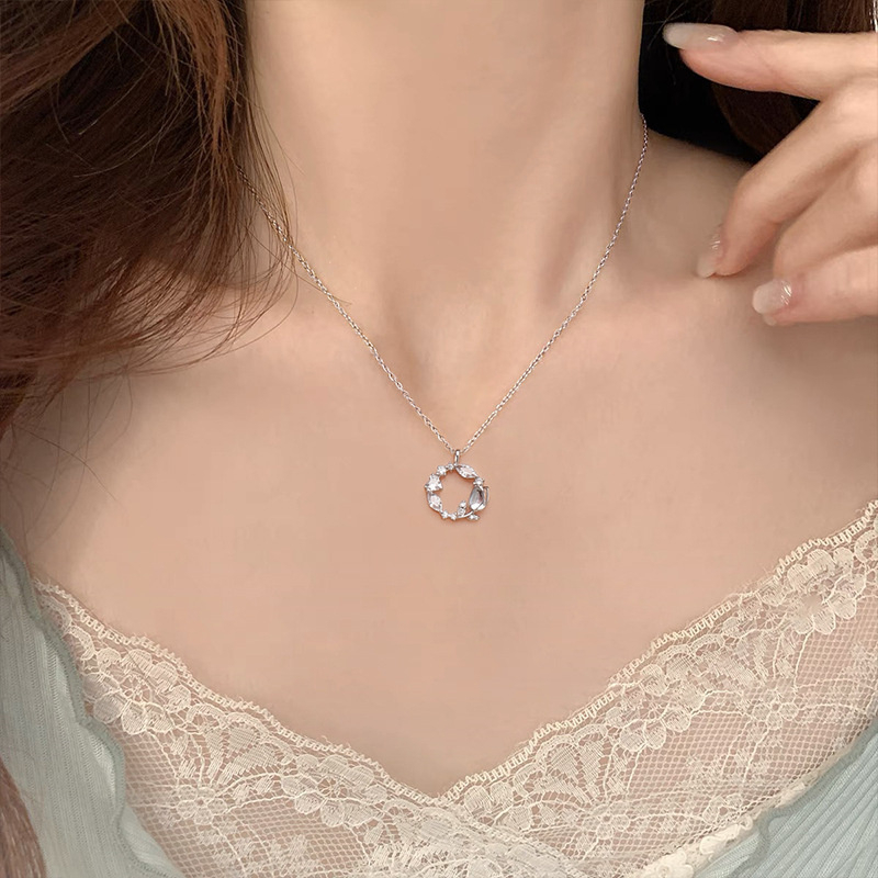 Kalung Tulip Batu Moonlight Versi Korea Anti Alergi Gratis Liontin Hadiah Ulang Tahun Kerah Rantai Acara Harga Grosir