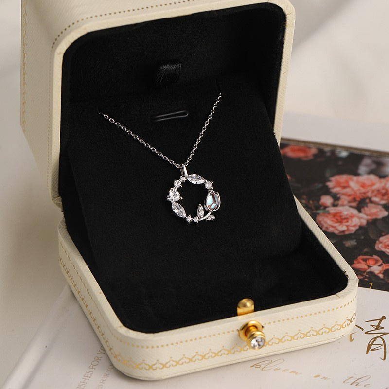 Kalung Tulip Batu Moonlight Versi Korea Anti Alergi Gratis Liontin Hadiah Ulang Tahun Kerah Rantai Acara Harga Grosir