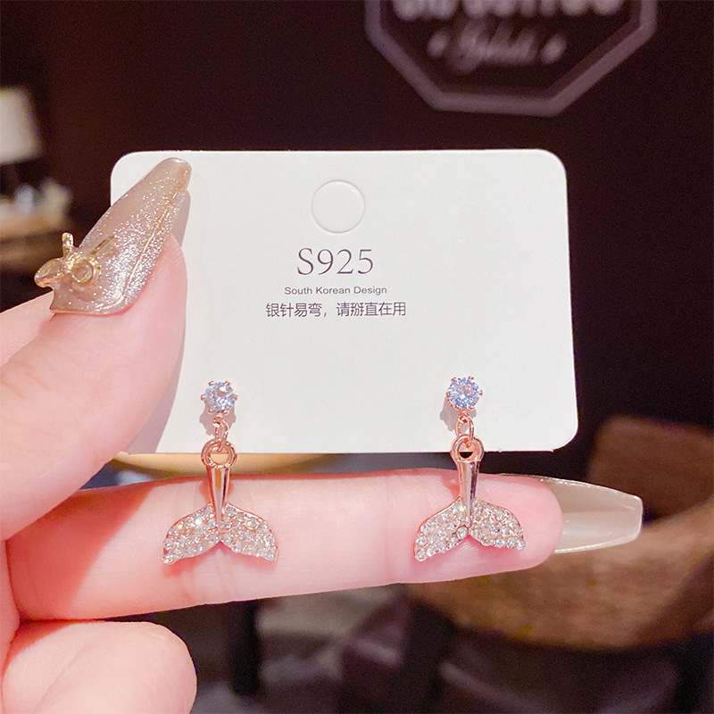 XiaoboACC Anting Tusuk Gantung Silver S925 Desain Ekor Ikan Hias Mutiara Untuk Wanita