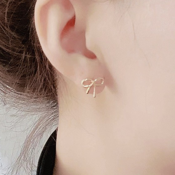 Anting Klip Ikatan Simpul Kecil Berongga Lucu Minimalis Untuk Wanita Non Tindik Perhiasan Lapis Emas Fashion Earcuffs