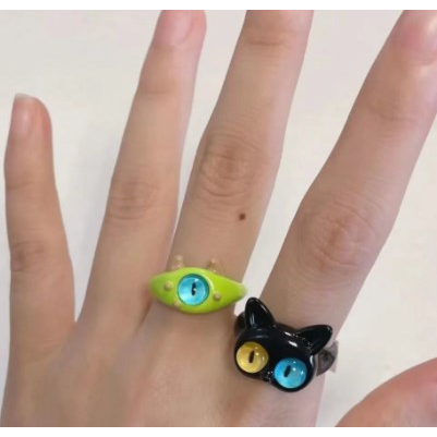 【Bayar di tempat】Funny Black Little Monster Inc Green Mata Eye Cincin Akrilik Lucu Besar