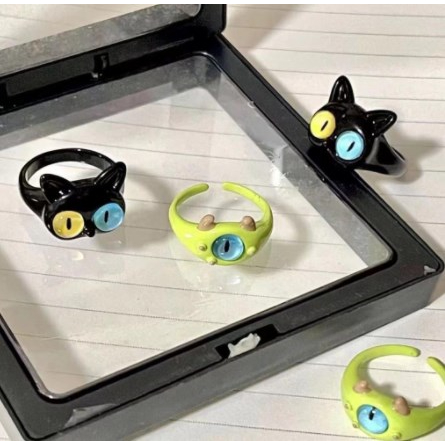 【Bayar di tempat】Funny Black Little Monster Inc Green Mata Eye Cincin Akrilik Lucu Besar