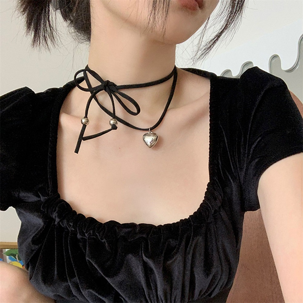 Korea INS Fever Heart Pendant Kulit Panjang Bowtie Chocker Kalung Untuk Wanita Gadis Aksesori