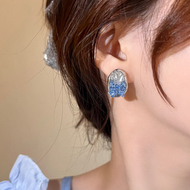 Anting Mewah Cahaya Kristal Geometris Anting Mode Sederhana