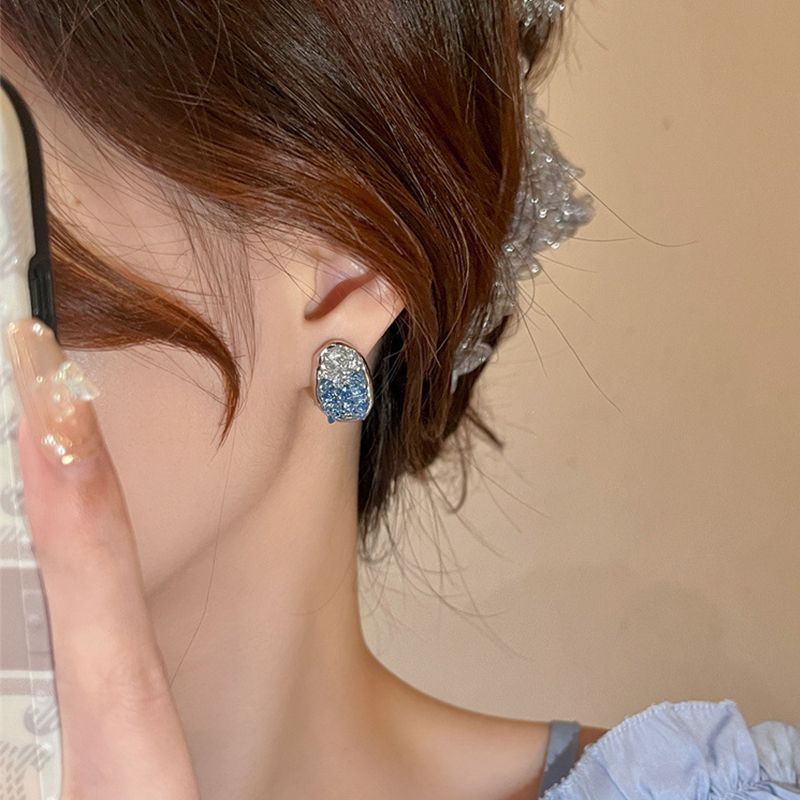 Anting Mewah Cahaya Kristal Geometris Anting Mode Sederhana