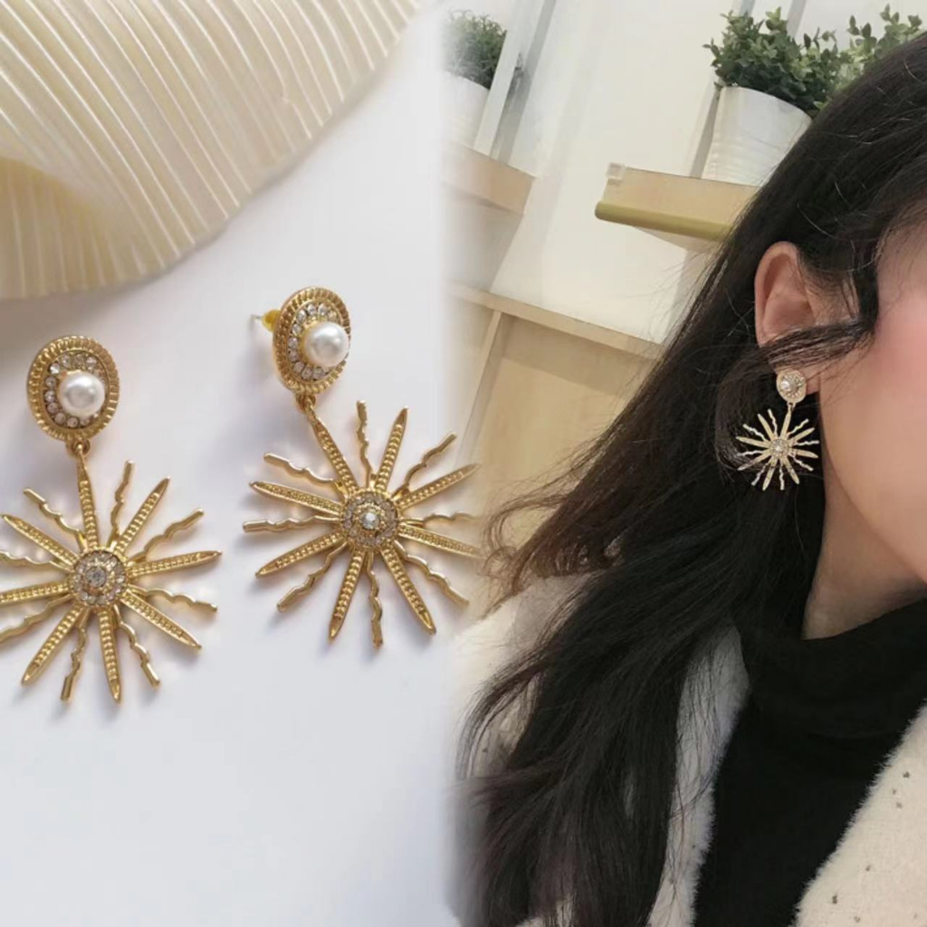 Anting S925 silver needle Bentuk Bunga Matahari Gaya Eropa Dan Amerika Untuk Wanita sun flower