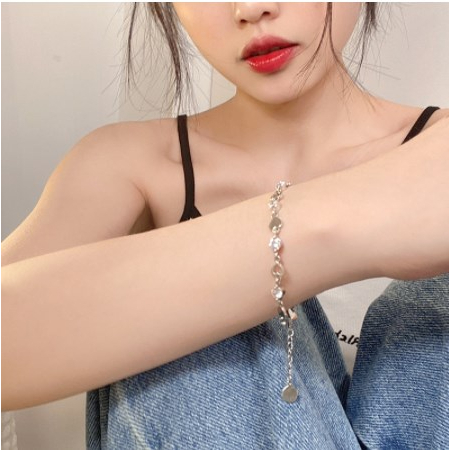 【Bayar di tempat】Gelang Kristal Hati Gelang Rantai Silver Simple Untuk Aksesoris Perhiasan Wanita